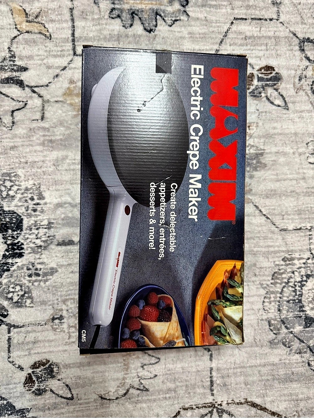 MAXIMUM Electric Crepe Maker Black & Red NWT